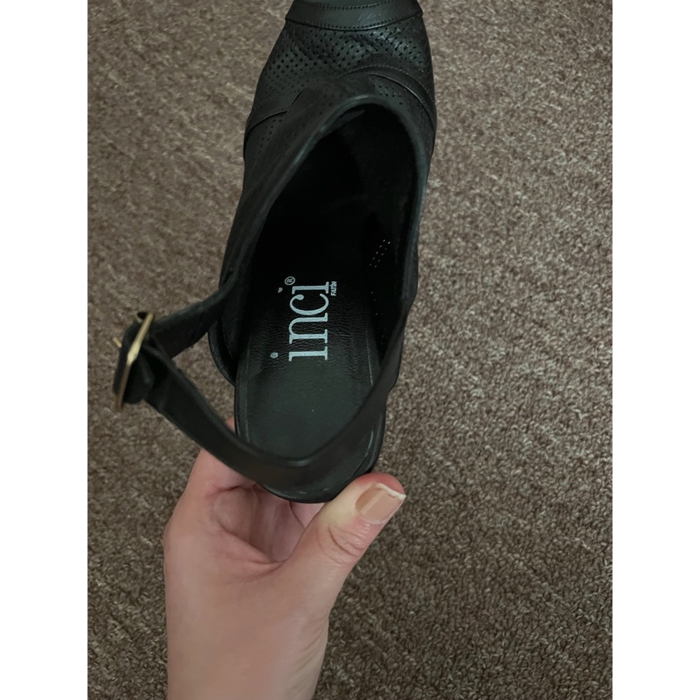 Shoes - Picture 6 of 10